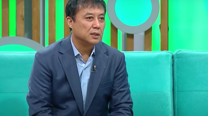 «Шапалақтың арқасында шоколад жеп жүрмін»: Саят Медеуов ел білмейтін сырымен бөлісті (ВИДЕО)