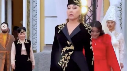 «Валиде сұлтан»: Желіде Жеңіс Ысқақованың образы талқыға түсті (ВИДЕО)