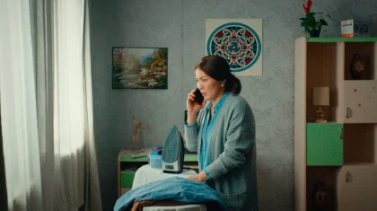 Соңғы тамшысына дейін: телефон алаяқтары адамдарды қалай арбайды?