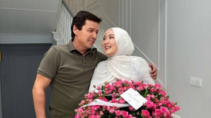 «Түн ішінде салют атып, елді шошытты»: Абай Бегейдің әйелі көршілерінің шырқын бұзған (ВИДЕО)