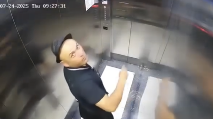 Астанада ер адам лифтідегі камераларды жауып, қыздарға тиіскен (ВИДЕО)