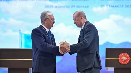 «Нағыз тарихи оқиға!»: Ердоған Тоқаевты Түркияның ең жоғарғы наградасымен марапаттады (ВИДЕО)