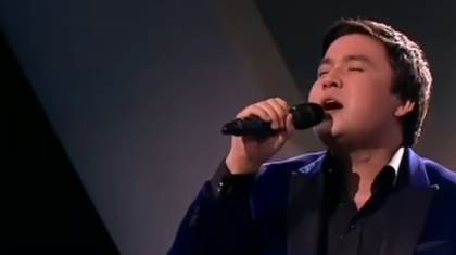 «Ақшамызды қайтармай жүр!»: Танымал әншінің басы дауға қалды