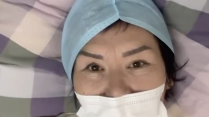 «Талай сынақтан өттім, соңғысы жанымды сындырып жіберді»: Еміне шипа іздеген танымал блогер жан сырын ақтарды (ВИДЕО)