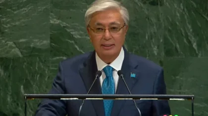 Тоқаев: Біздің таңдауымыз: үстемдік емес – тепе-теңдік, жіктелу емес – ынтымақтастық, соғыс емес – бейбітшілік