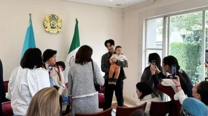 Димаш Құдайберген Мехикода бүлдіршіннің тұсауын кесті (ВИДЕО)