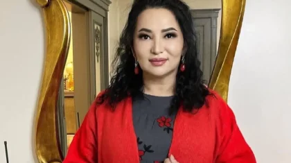 «Тайраңдамай немереңнің жүрісіне қара»: Гүлзира Айдарбекова елден оңбай сөз естіді (ВИДЕО)