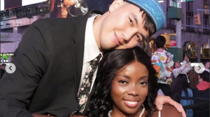 Америкалық отбасы асырап алған қазақ баласы қара нәсілді қызға үйленді