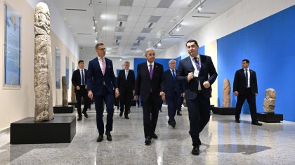 Тоқаев пен Финляндия президенті Александр Стубб Ұлттық музейді аралады