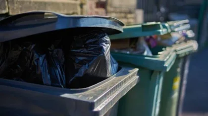 Алматыда ер адам туған анасын өлтіріп, денесін қоқысқа апарып тастаған