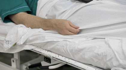 Қарағандыда 16 жастағы бозбала дәрігерлердің салғырттығынан көз жұмды