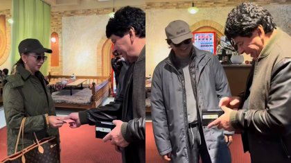 «Ырымы ғой!»: Бауыржан Ибрагимовтің келінге ақша беруі көпті сүйсіндірді (ВИДЕО)