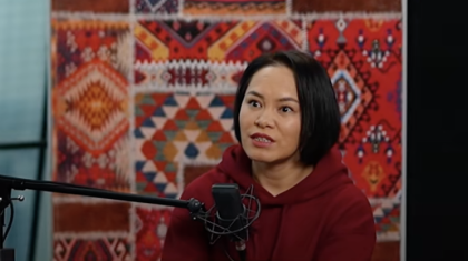 «Жыныс мүшесін ұстап сауап жинау»: 9 баланың анасы медреседегі сұмдықты жайып салды (ВИДЕО)