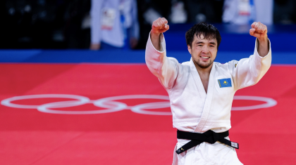 «Тыңғылықты түрде кірістік»: Елдос Сметов жанкүйерлерін қуантты