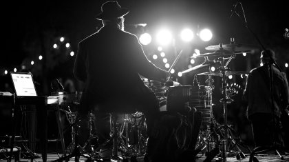 «Күйзелісте болған»: Елге белгілі әнші көз жұмды