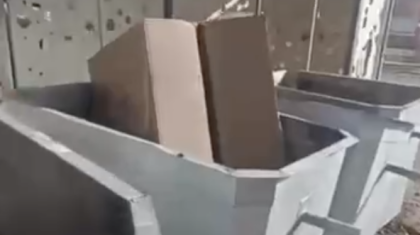 Қызылордада жаңа қойылған қоқыс контейнерлері 3 айға жетпей қирап қалды