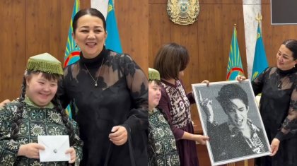 Димаш Құдайберген күтпеген жаннан сыйлық алды (ВИДЕО)