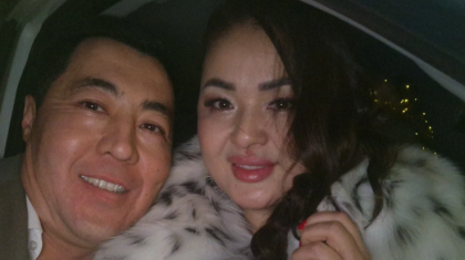 «Бақытты болуға лайықты»: Мөлдір Мұқанның бейтаныс еркекпен түскен суреті тарады (ФОТО)