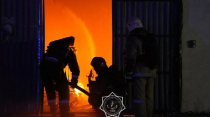 Алматыда ірі қойма отқа оранды (ФОТО)