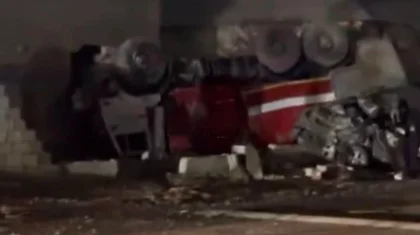 Адам шығыны бар: Жаңаөзенде өрт сөндіру көлігі адам сенгісіз апатқа ұшырады