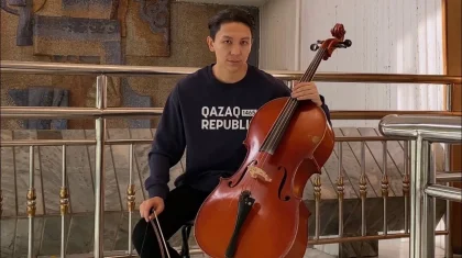 «Қатемді мойындаймын»: Бағжан Октябрь Меккедегі оғаш әрекетіне жауап берді