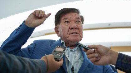 «Менің атымнан жалған хабар тарап жатыр»: Мұхтар Шаханов жаңа Конституцияны қолдайтынын айтты (ВИДЕО)