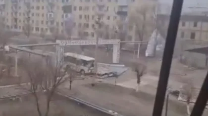 Жамбыл облысында қатты жел салдарынан тұрғын үйлер шатырсыз қалды (ВИДЕО)