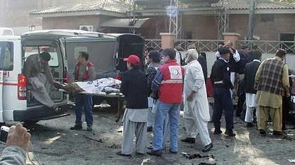 30-дан астам адам қаза тапты: Пәкістан астанасындағы мешітте жарылыс болды