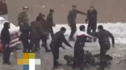 Шымкентте жол бойында жаппай төбелес болды (ВИДЕО)