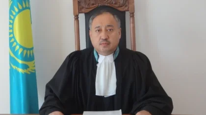 Челах ісі бойынша сот отырысына төрағалық еткен судья қызметінен кетті