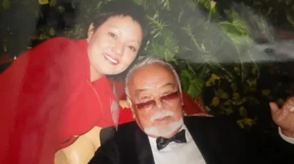 «Құшақтамағаныма, көрмегеніме 40 күн болды»: Асанәлі Әшімовтің немересі көпшілікті жылатты (ВИДЕО)