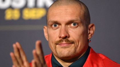 «Тыңдаңыздар!»: Боксшы Александр Усик спорттық мансабын қашан аяқтайтынын айтты