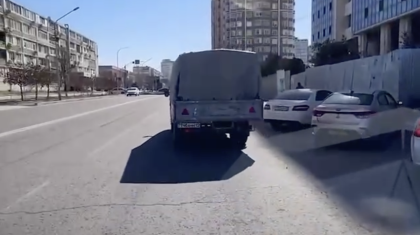 Ақтауда коммуналдық қызметкерлерді тасымалдау дауға айналды (ВИДЕО)