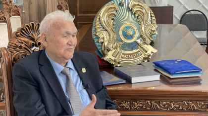 Бүгін – Елтаңба авторы Жандарбек Мәлібековтің туған күні (ВИДЕО)