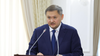 АҚШ «Болашаққа» есікті жапты ма? Қазақстандық студенттердің 30%-ы визадан қағылып жатыр