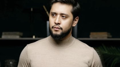 «Бір шешімге келдім»: Асқар Жұмабеков желідегі жанжалдан кейін мәлімдеме жасады