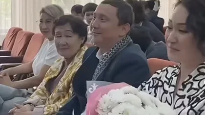 «Отбасылық өмірімізді жастарға үлгі етті»: Қайрат Әділгерейдің әйелі  ерекше оқиғасын айтып, көпке мақтанды (ВИДЕО)