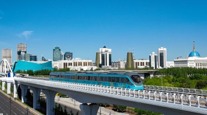 Астанада жолаушылардың кесірінен LRT тоқтап қалды (ВИДЕО)