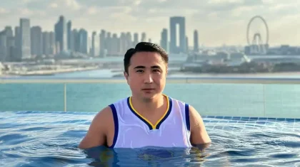 Блогер Қайсар Қамзаның Қазақстанға қашан жеткізілетіні айтылды