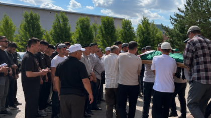 Астанада Ербаян Мұхтарды жақындары ақтық сапарға шығарып салды