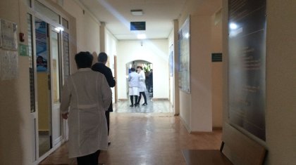 «Жай ғана тамағы ауырған»: Оралда «ангинамен» ауруханаға түскен 12 жастағы қыз қайтыс болды