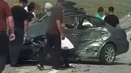 Қордайдағы қайғылы апат: Трассада Lexus пен Tank 500 соқтығысып, жүргізуші оқиға орнында қаза тапты