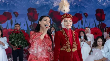 «Тұрмысқа шығайыншы деген өзім»: Алтынай Жорабаеваның қызы неге ерте ұзатылғанын айтты