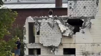 «Халықтың миллиондары қайда?»: СҚО-да атышулы «ұзақ құрылыс» сүріле бастады