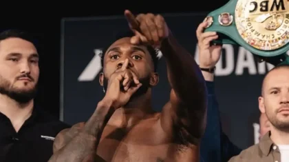 «Қазір жекпе-жек өткізейік»: WBC чемпионы Жәнібекке ұсыныс жасады