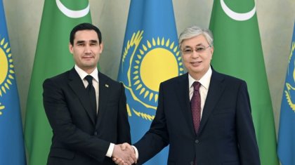 Президент Түрікменстан басшыларын Тәуелсіздік күнімен құттықтады
