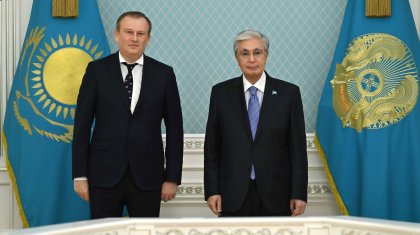 Ленинград облысының губернаторы Тоқаевқа Путиннің сәлемін жеткізді