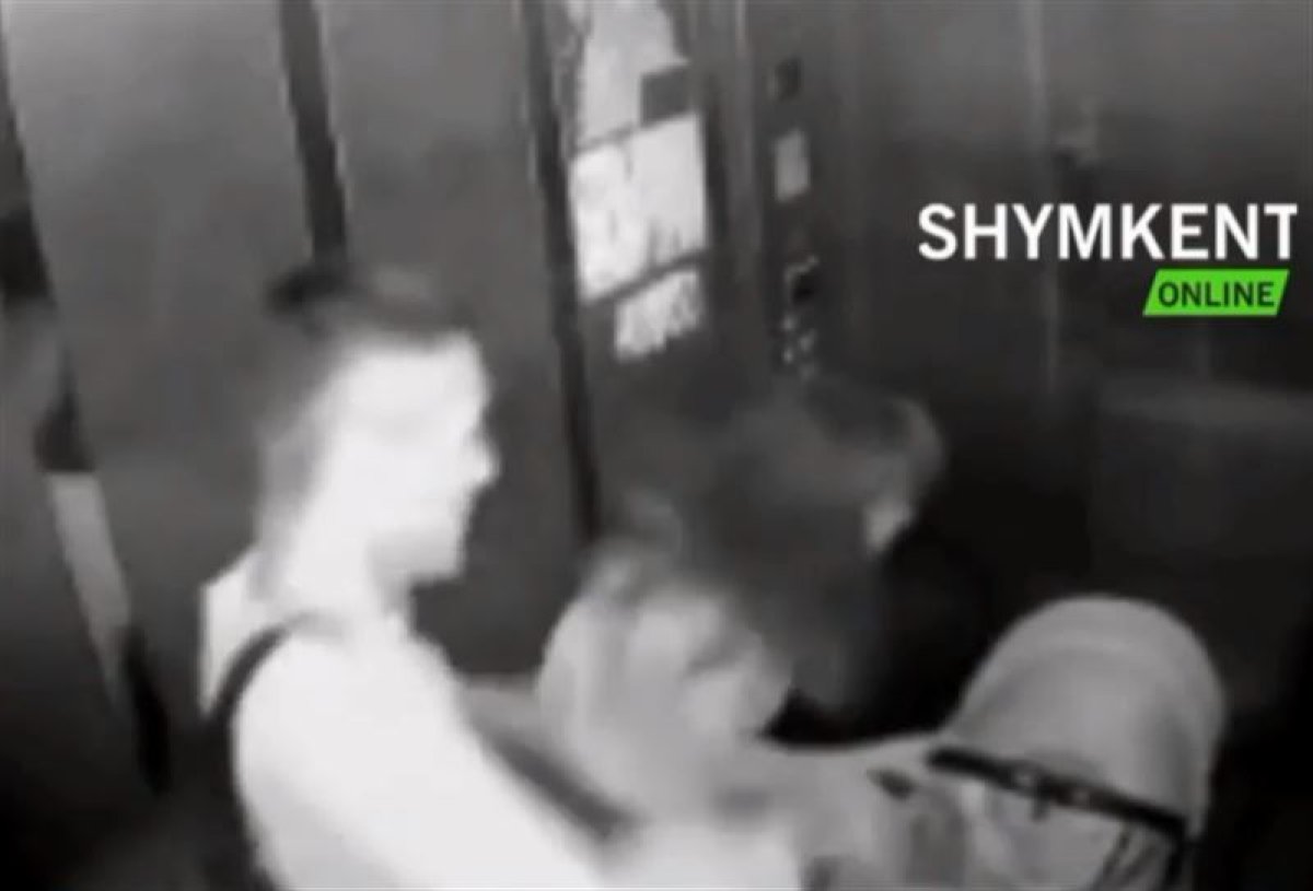 «Кешірім бермеймін!»: Лифтіде қорланған әйел тергеу жұмысына көңілі толмайтынын айтты