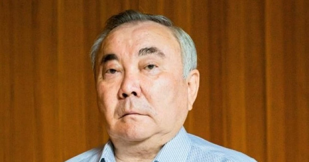 Кәсіпкермен соттасқан Болат Назарбаев 500 мың теңге өтемақы алатын болды