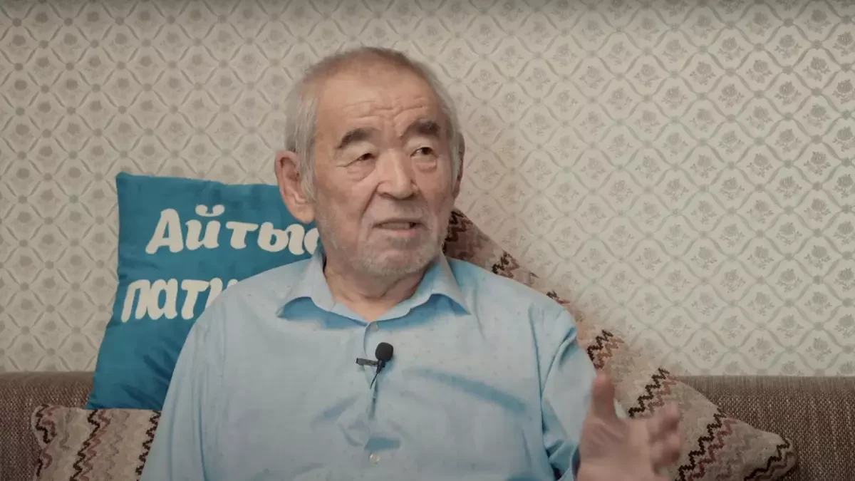 Видеодан кадр: Жандарбек Бұлғақов бағдарламасы/Youtube